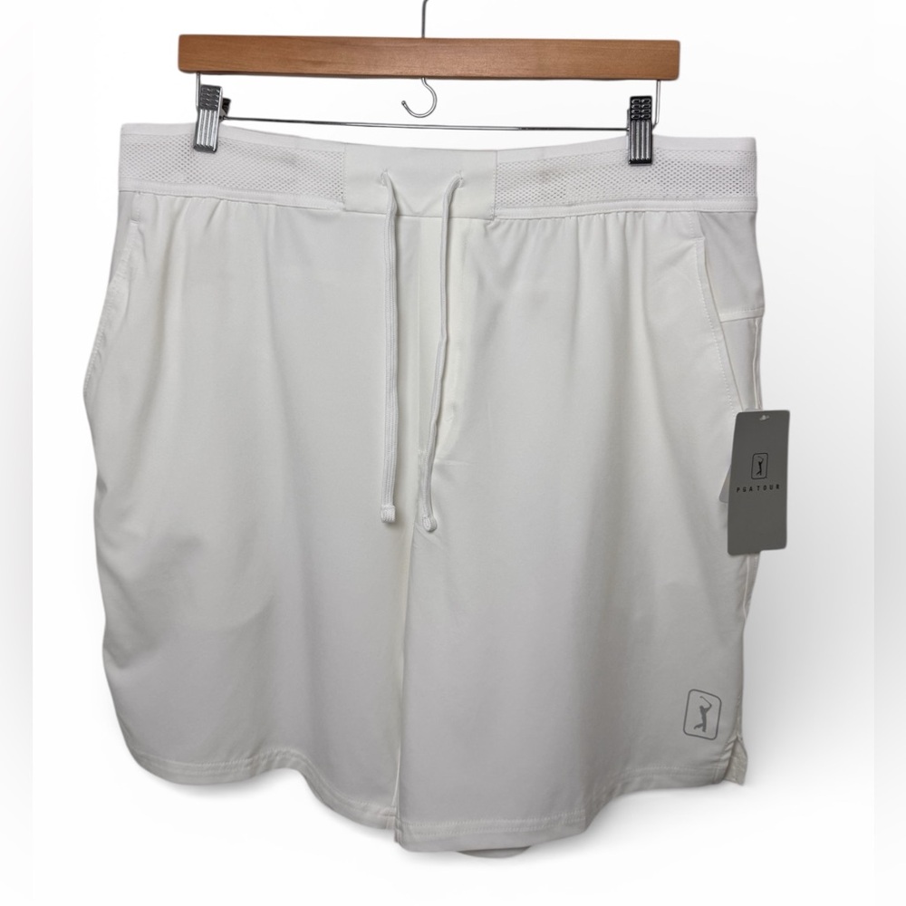 PGA Tour Men’s Golf Shorts XL White 8.5” Inseam UPF 50 Stretch Summer NWT